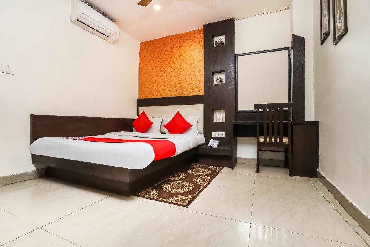 Hotel Shiv Palace Нью-Делі Екстер'єр фото