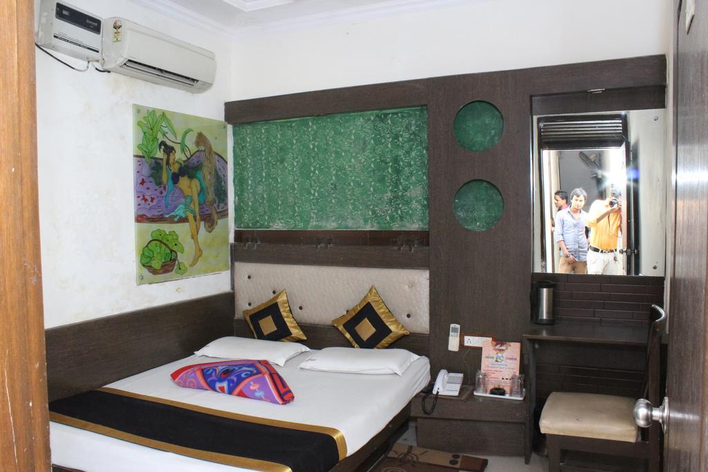 Hotel Shiv Palace Нью-Делі Екстер'єр фото